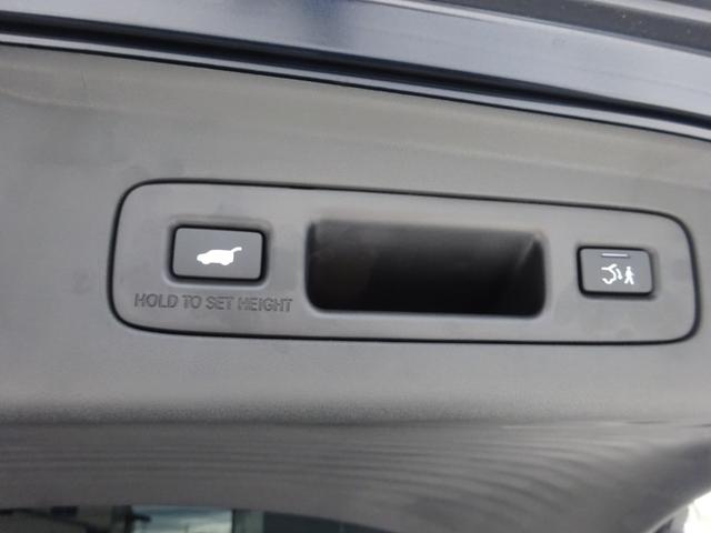 ＺＲ－Ｖ ｅ：ＨＥＶ　Ｚ　ＢＯＳＥスピーカー　レザーシート　純正９インチナビ　フルセグＴＶ　パワーバックドア　アラウンドビューモニター　ドライブレコーダー　ＥＴＣ２．０　Ｂｌｕｅｔｏｏｔｈ　ＵＳＢ（16枚目）