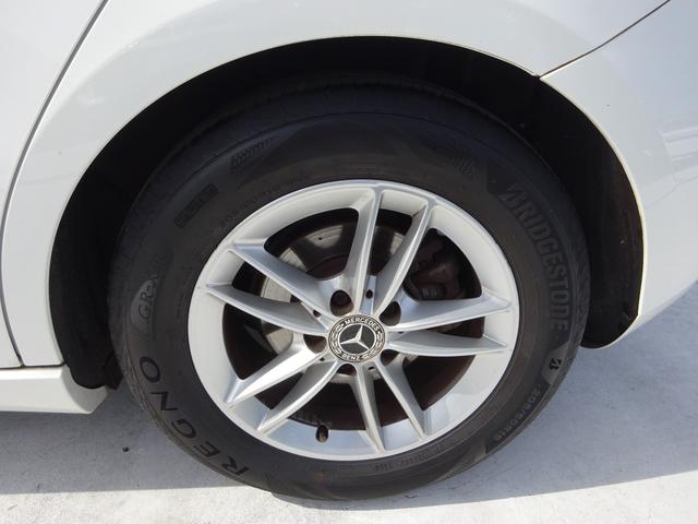 Ａクラス Ａ１８０　純正１２．５インチナビ　フルセグＴＶ　バックカメラ　ドライブレコーダー　ＥＴＣ２．０　Ｂｌｕｅｔｏｏｔｈ　ＵＳＢ　クルーズコントロール　ブラインドスポットモニター　パドルシフト　オートライト（11枚目）