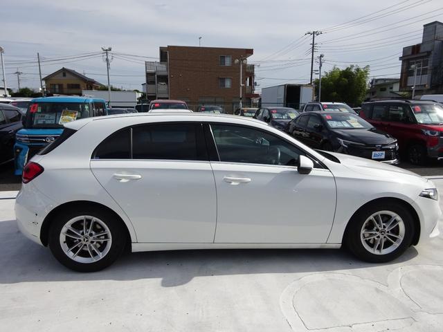 Ａクラス Ａ１８０　純正１２．５インチナビ　フルセグＴＶ　バックカメラ　ドライブレコーダー　ＥＴＣ２．０　Ｂｌｕｅｔｏｏｔｈ　ＵＳＢ　クルーズコントロール　ブラインドスポットモニター　パドルシフト　オートライト（16枚目）