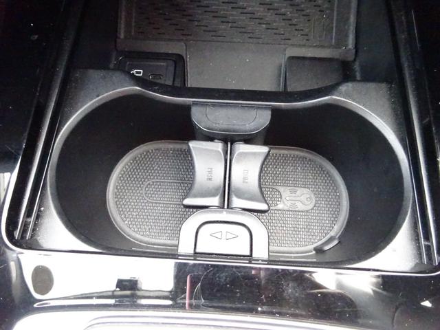 Ａクラス Ａ１８０　純正１２．５インチナビ　フルセグＴＶ　バックカメラ　ドライブレコーダー　ＥＴＣ２．０　Ｂｌｕｅｔｏｏｔｈ　ＵＳＢ　クルーズコントロール　ブラインドスポットモニター　パドルシフト　オートライト（32枚目）