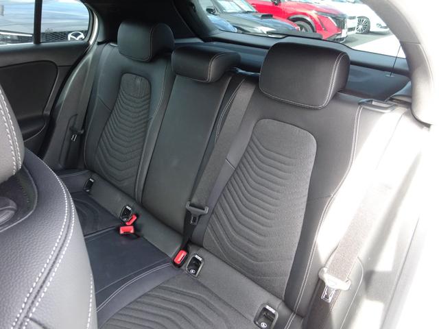 Ａクラス Ａ１８０　純正１２．５インチナビ　フルセグＴＶ　バックカメラ　ドライブレコーダー　ＥＴＣ２．０　Ｂｌｕｅｔｏｏｔｈ　ＵＳＢ　クルーズコントロール　ブラインドスポットモニター　パドルシフト　オートライト（42枚目）