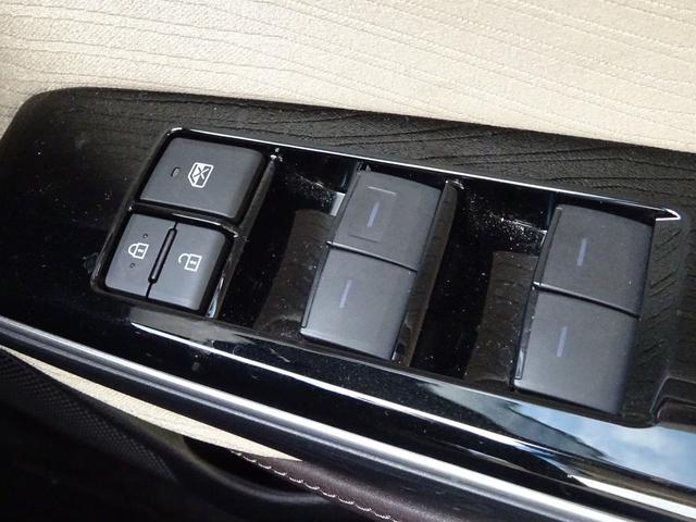 クラウンハイブリッド S Cパッケージ トヨタセーフティセンス 純正8インチナビ フルセグTV バックカメラ ドライブレコーダー ETC2.0 Bluetooth DISC USBアダプティブクルーズコントロール ブラインドスポットモニター(24枚目)