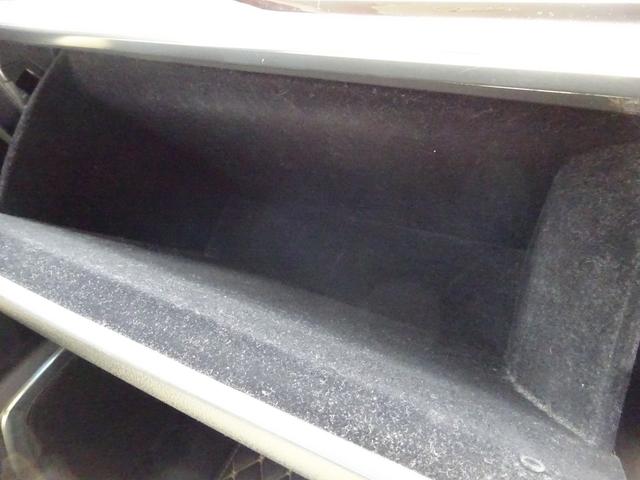 ヴェルファイアハイブリッド V アルバインナビ フルセグTV 後席フリップダウンモニター 両側パワースライドドア バックカメラ ドライブレコーダー ETC Bluetooth DISC USB クルーズコントロール ダブルエアコン(43枚目)