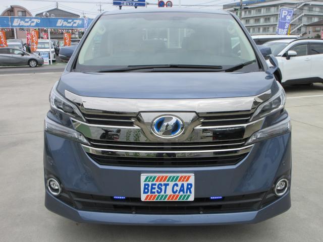 ヴェルファイアハイブリッド Ｖ　４ＷＤ　カロッツェリアナビ　フルセグＴＶ　バックカメラ　後席フリップダウンモニター　パワーバックドア　両側パワースライドドア　クルーズコントロール　ドラレコ　ＥＴＣ　パワーシート　ＬＥＤヘッドライト（5枚目）