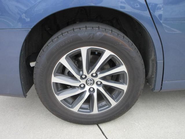 ヴェルファイアハイブリッド Ｖ　４ＷＤ　カロッツェリアナビ　フルセグＴＶ　バックカメラ　後席フリップダウンモニター　パワーバックドア　両側パワースライドドア　クルーズコントロール　ドラレコ　ＥＴＣ　パワーシート　ＬＥＤヘッドライト（11枚目）