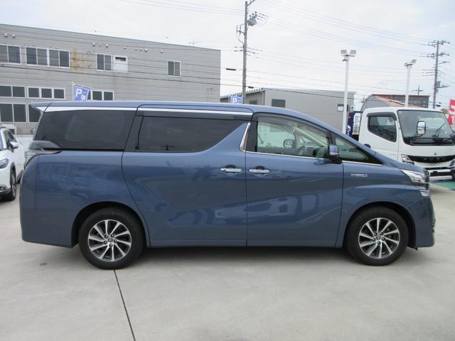 ヴェルファイアハイブリッド Ｖ　４ＷＤ　カロッツェリアナビ　フルセグＴＶ　バックカメラ　後席フリップダウンモニター　パワーバックドア　両側パワースライドドア　クルーズコントロール　ドラレコ　ＥＴＣ　パワーシート　ＬＥＤヘッドライト（13枚目）