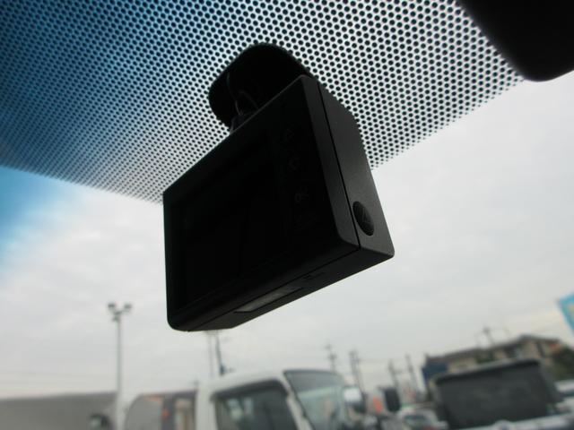 ヴェルファイアハイブリッド Ｖ　４ＷＤ　カロッツェリアナビ　フルセグＴＶ　バックカメラ　後席フリップダウンモニター　パワーバックドア　両側パワースライドドア　クルーズコントロール　ドラレコ　ＥＴＣ　パワーシート　ＬＥＤヘッドライト（27枚目）