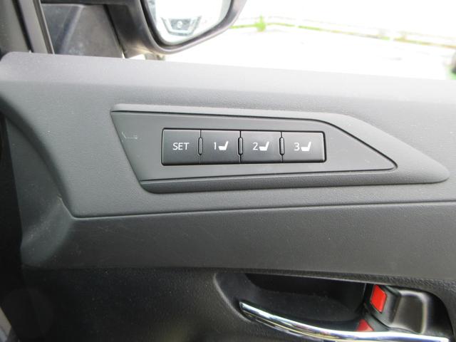 ヴェルファイアハイブリッド Ｖ　４ＷＤ　カロッツェリアナビ　フルセグＴＶ　バックカメラ　後席フリップダウンモニター　パワーバックドア　両側パワースライドドア　クルーズコントロール　ドラレコ　ＥＴＣ　パワーシート　ＬＥＤヘッドライト（31枚目）