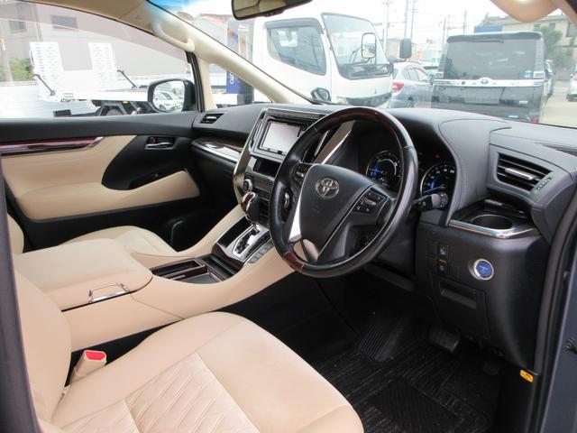 ヴェルファイアハイブリッド Ｖ　４ＷＤ　カロッツェリアナビ　フルセグＴＶ　バックカメラ　後席フリップダウンモニター　パワーバックドア　両側パワースライドドア　クルーズコントロール　ドラレコ　ＥＴＣ　パワーシート　ＬＥＤヘッドライト（48枚目）