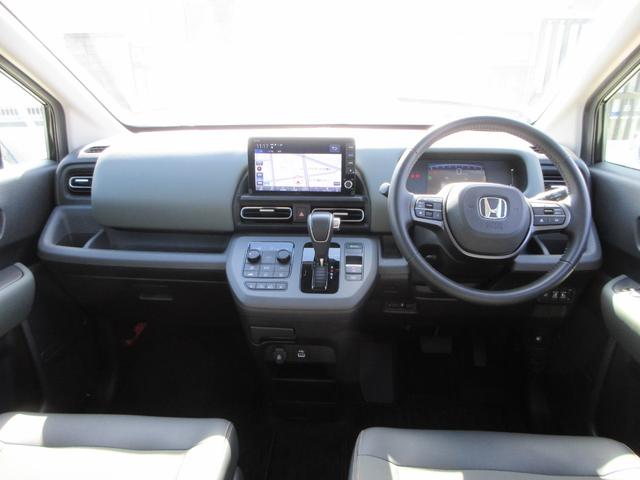 フリード クロスター 純正9インチナビ フルセグTV アップルカープレイ アンドロイドオート バックカメラ 両側パワースライドドア アダプティブクルーズコントロール ETC シートヒーター LEDヘッド 純正15インチAW(42枚目)