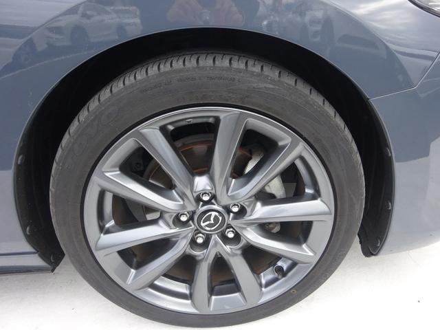 MAZDA3ファストバック Xバーガンディ セレクション レザーシート BOSEスピーカー 純正8.8インチナビ フルセグTV アラウンドビューモニター ドライブレコーダー ETC Bluetooth USB アダプティブクルーズコントロール(17枚目)