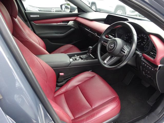 MAZDA3ファストバック Xバーガンディ セレクション レザーシート BOSEスピーカー 純正8.8インチナビ フルセグTV アラウンドビューモニター ドライブレコーダー ETC Bluetooth USB アダプティブクルーズコントロール(39枚目)