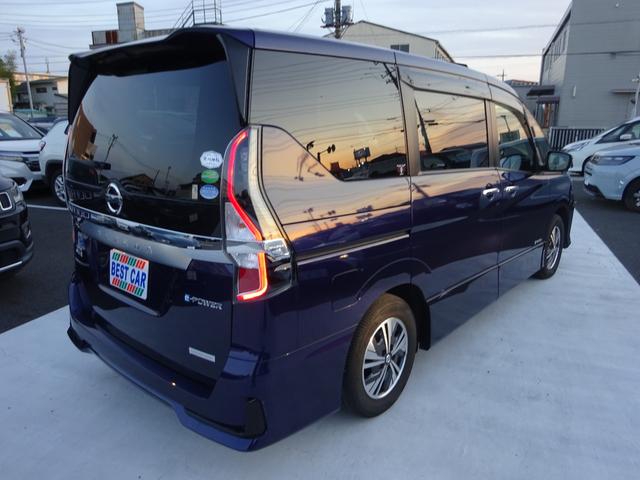 セレナ e-パワー ハイウェイスターV プロパイロット 純正10インチナビ フルセグTV 後席フリップダウンモニター 両側パワースライドドア アラウンドビューモニター ETC ドライブレコーダー ブラインドスポットモニター(13枚目)