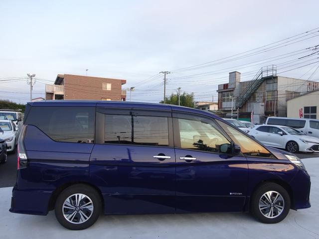 セレナ e-パワー ハイウェイスターV プロパイロット 純正10インチナビ フルセグTV 後席フリップダウンモニター 両側パワースライドドア アラウンドビューモニター ETC ドライブレコーダー ブラインドスポットモニター(16枚目)