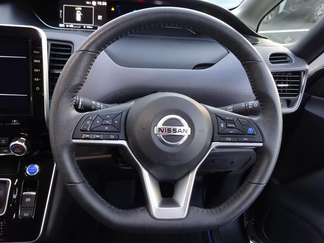 セレナ e-パワー ハイウェイスターV プロパイロット 純正10インチナビ フルセグTV 後席フリップダウンモニター 両側パワースライドドア アラウンドビューモニター ETC ドライブレコーダー ブラインドスポットモニター(19枚目)