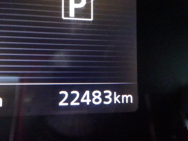 セレナ e-パワー ハイウェイスターV プロパイロット 純正10インチナビ フルセグTV 後席フリップダウンモニター 両側パワースライドドア アラウンドビューモニター ETC ドライブレコーダー ブラインドスポットモニター(21枚目)