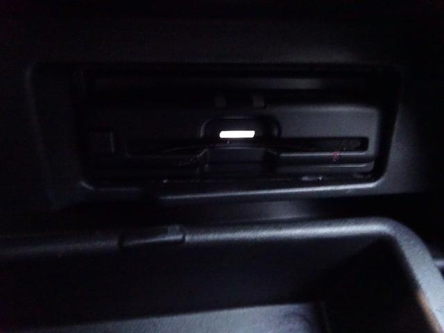 セレナ e-パワー ハイウェイスターV プロパイロット 純正10インチナビ フルセグTV 後席フリップダウンモニター 両側パワースライドドア アラウンドビューモニター ETC ドライブレコーダー ブラインドスポットモニター(25枚目)