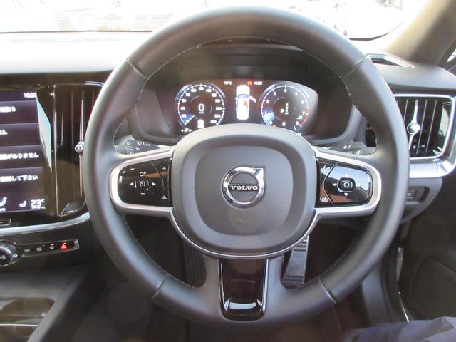 S60 B5 Rデザイン 純正9インチナビフルセグTV 全周囲カメラ ハーマンカードンサウンド クルーズコントロール ハーフレザーシート シートヒーター パワーシート ヘッドアップディスプレイ LEDヘッド 純正19インチAW(20枚目)