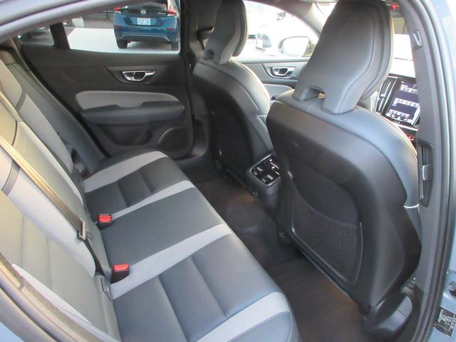 S60 B5 Rデザイン 純正9インチナビフルセグTV 全周囲カメラ ハーマンカードンサウンド クルーズコントロール ハーフレザーシート シートヒーター パワーシート ヘッドアップディスプレイ LEDヘッド 純正19インチAW(47枚目)