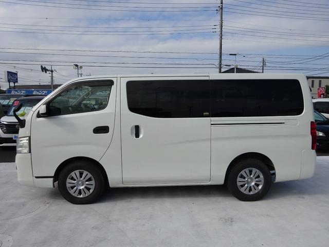 NV350キャラバンワゴン DX 純正ナビ フルセグTV バックカメラ ETC Bluetooth CD USB 電動格納ミラー 4列シート キーレスエントリー 横滑り防止装置 運転席、助手席エアバック 盗難防止装置(9枚目)