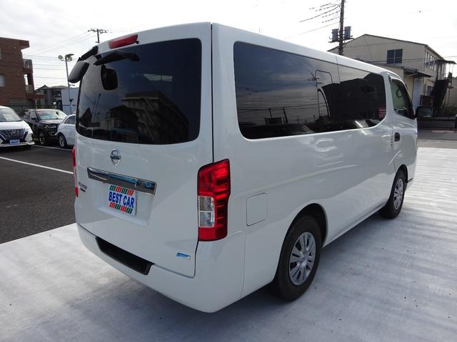 NV350キャラバンワゴン DX 純正ナビ フルセグTV バックカメラ ETC Bluetooth CD USB 電動格納ミラー 4列シート キーレスエントリー 横滑り防止装置 運転席、助手席エアバック 盗難防止装置(13枚目)