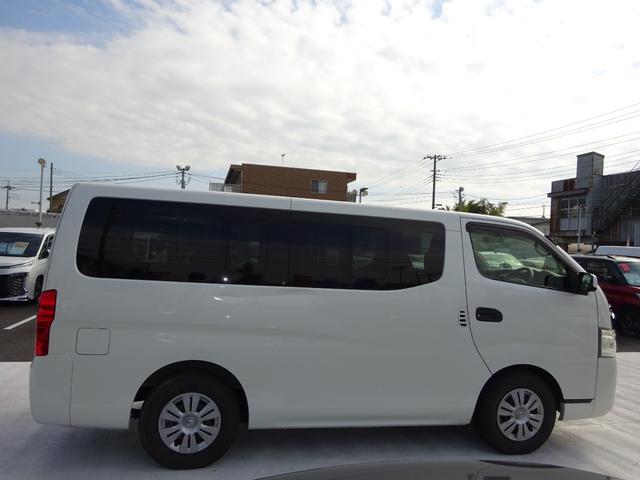 NV350キャラバンワゴン DX 純正ナビ フルセグTV バックカメラ ETC Bluetooth CD USB 電動格納ミラー 4列シート キーレスエントリー 横滑り防止装置 運転席、助手席エアバック 盗難防止装置(16枚目)