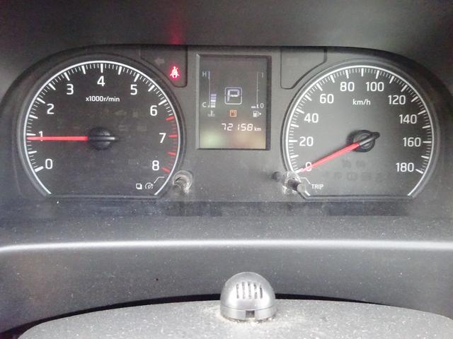 NV350キャラバンワゴン DX 純正ナビ フルセグTV バックカメラ ETC Bluetooth CD USB 電動格納ミラー 4列シート キーレスエントリー 横滑り防止装置 運転席、助手席エアバック 盗難防止装置(20枚目)