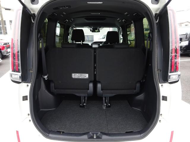 エスクァイア ハイブリッドＸｉ　ワンセグＴＶ　両側パワースライドドア　バックカメラ　ドライブレコーダー　ＥＴＣ　Ｂｌｕｅｔｏｏｔｈ　ＣＤ　クルーズコントロール　レーンキープアシスト　シートヒーター　オートライト　オートハイビーム（15枚目）