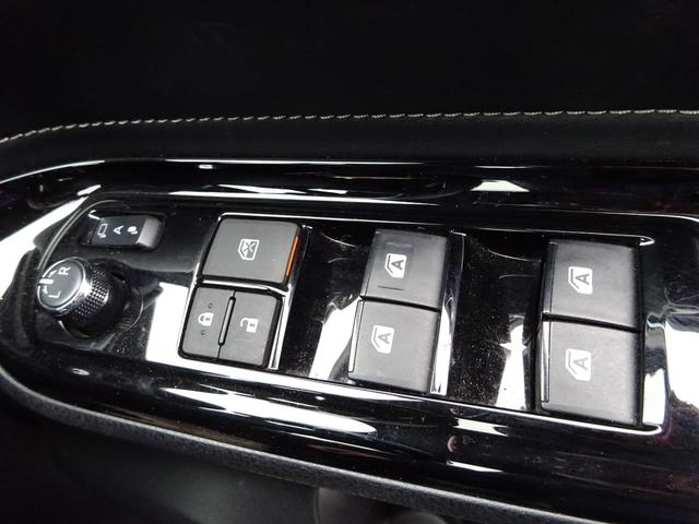 エスクァイア ハイブリッドＸｉ　ワンセグＴＶ　両側パワースライドドア　バックカメラ　ドライブレコーダー　ＥＴＣ　Ｂｌｕｅｔｏｏｔｈ　ＣＤ　クルーズコントロール　レーンキープアシスト　シートヒーター　オートライト　オートハイビーム（25枚目）