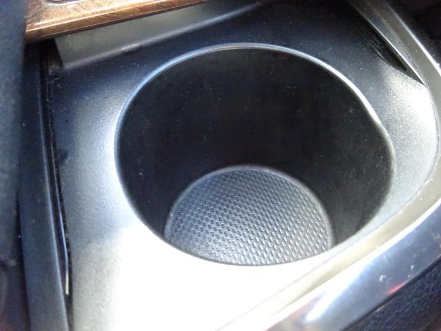 アルファードハイブリッド エグゼクティブラウンジ 後期フェイス モデリスタエアロ 本革シート エグゼクティブパワーシート 純正9インチナビTV リアエンターテイメント 両側パワースライドドア アラウンドビューモニター ドライブレコーダー ETC(22枚目)