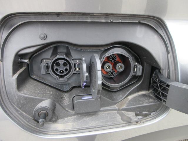 エクリプスクロスＰＨＥＶ Ｇ　４ＷＤ　純正ナビ　フルセグＴＶ　バックカメラ　マイパイロット　パドルシフト　ハーフレザーシート　シートヒーター　パワーシート　ステアリングヒーター　ヘッドアップディスプレイ　ＬＥＤヘッド　充電ケーブル（20枚目）