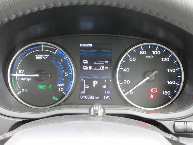エクリプスクロスＰＨＥＶ Ｇ　４ＷＤ　純正ナビ　フルセグＴＶ　バックカメラ　マイパイロット　パドルシフト　ハーフレザーシート　シートヒーター　パワーシート　ステアリングヒーター　ヘッドアップディスプレイ　ＬＥＤヘッド　充電ケーブル（23枚目）