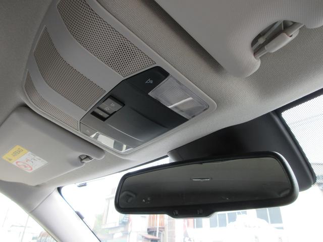 エクリプスクロスＰＨＥＶ Ｇ　４ＷＤ　純正ナビ　フルセグＴＶ　バックカメラ　マイパイロット　パドルシフト　ハーフレザーシート　シートヒーター　パワーシート　ステアリングヒーター　ヘッドアップディスプレイ　ＬＥＤヘッド　充電ケーブル（27枚目）