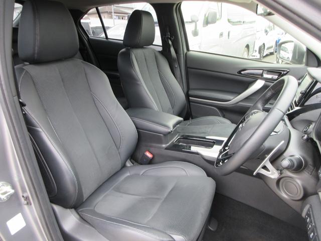 エクリプスクロスＰＨＥＶ Ｇ　４ＷＤ　純正ナビ　フルセグＴＶ　バックカメラ　マイパイロット　パドルシフト　ハーフレザーシート　シートヒーター　パワーシート　ステアリングヒーター　ヘッドアップディスプレイ　ＬＥＤヘッド　充電ケーブル（45枚目）