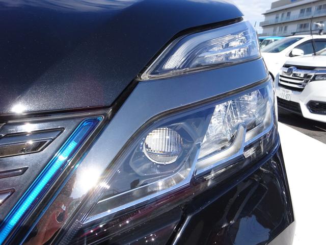 セレナ ｅ－パワー　ハイウェイスターＶ　アーバンクロム　プロパイロット　エアロ　アルパイン１１インチナビ　フルセグＴＶ　後席フリップダウンモニター　両側パワースライドドア　アラウンドビューモニター　ドライブレコーダー　ＥＴＣ　Ｂｌｕｅｔｏｏｔｈ（8枚目）