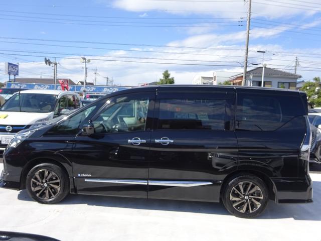 セレナ ｅ－パワー　ハイウェイスターＶ　アーバンクロム　プロパイロット　エアロ　アルパイン１１インチナビ　フルセグＴＶ　後席フリップダウンモニター　両側パワースライドドア　アラウンドビューモニター　ドライブレコーダー　ＥＴＣ　Ｂｌｕｅｔｏｏｔｈ（9枚目）