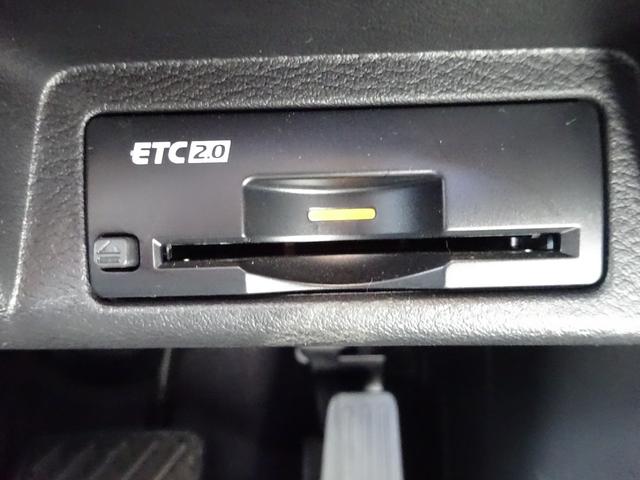 スカイライン 300GT 純正ナビ フルセグTV アラウンドビューモニター ドライブレコーダー ETC2.0 Bluetooth USB アダプティブクルーズコントロール レーンキープアシスト パワーシート オートライト(24枚目)