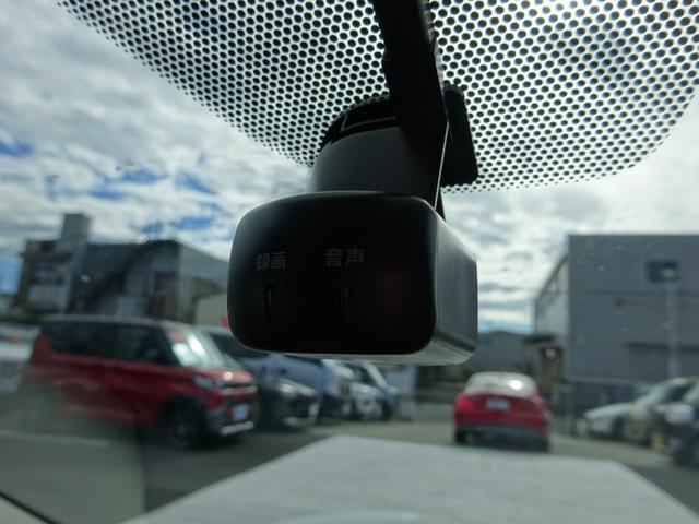 スカイライン 300GT 純正ナビ フルセグTV アラウンドビューモニター ドライブレコーダー ETC2.0 Bluetooth USB アダプティブクルーズコントロール レーンキープアシスト パワーシート オートライト(28枚目)