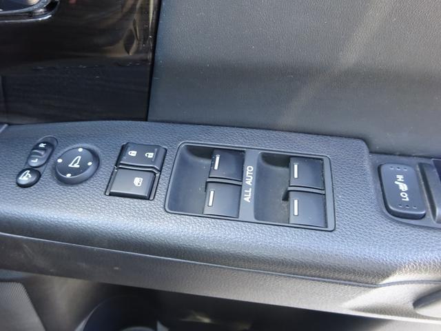 オデッセイハイブリッド ハイブリッドアブソルート・ＥＸホンダセンシング　ホンダセンシング　レザーシート　純正１１．４インチナビ　フルセグＴＶ　両側パワースライドドア　アラウンドビューモニター　ドライブレコーダー　ＥＴＣ２．０　Ｂｌｕｅｔｏｏｔｈ　ＤＩＳＣ　ＵＳＢ（25枚目）