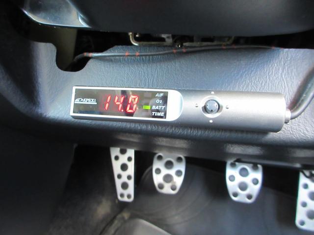 インプレッサ WRX 4WD 5速MT リアスポイラー 社外マフラー ターボタイマー カロッツェリアCDオーディオ ETC HIDヘッドランプ 社外18インチAW キーレスエントリー(31枚目)