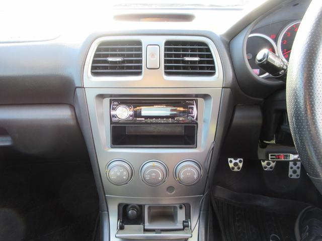 インプレッサ WRX 4WD 5速MT リアスポイラー 社外マフラー ターボタイマー カロッツェリアCDオーディオ ETC HIDヘッドランプ 社外18インチAW キーレスエントリー(32枚目)