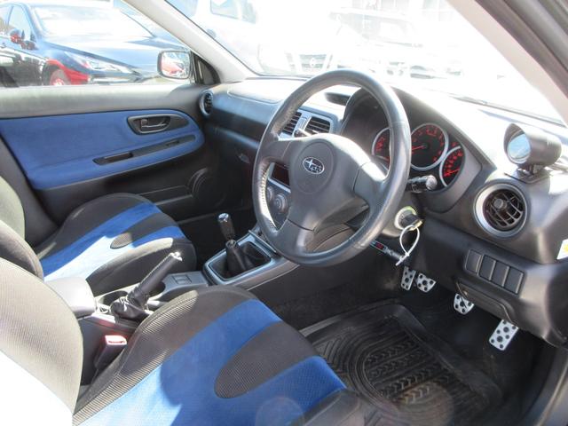 インプレッサ WRX 4WD 5速MT リアスポイラー 社外マフラー ターボタイマー カロッツェリアCDオーディオ ETC HIDヘッドランプ 社外18インチAW キーレスエントリー(37枚目)