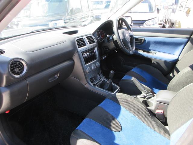 インプレッサ WRX 4WD 5速MT リアスポイラー 社外マフラー ターボタイマー カロッツェリアCDオーディオ ETC HIDヘッドランプ 社外18インチAW キーレスエントリー(44枚目)