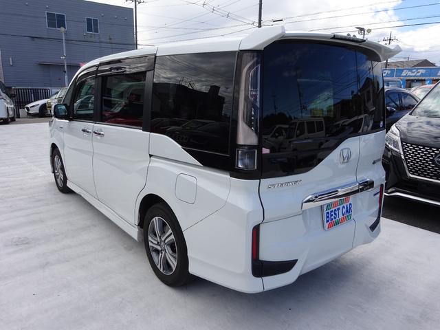 ステップワゴンスパーダ スパーダハイブリッド　Ｇ・ＥＸ　ホンダセンシング　ホンダセンシング　純正１１．４インチナビ　フルセグＴＶ　後席フリップダウンモニター　両側パワースライドドア　アラウンドビューモニター　ドライブレコーダー　ＥＴＣ　Ｂｌｕｅｔｏｏｔｈ　ＤＩＳＣ　ＵＳＢ（14枚目）