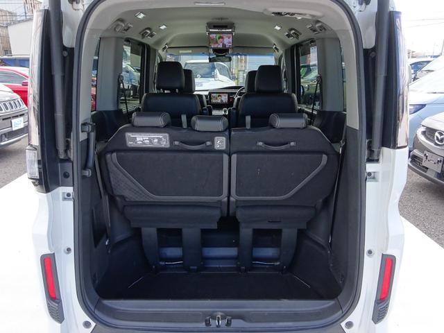 ステップワゴンスパーダ スパーダハイブリッド　Ｇ・ＥＸ　ホンダセンシング　ホンダセンシング　純正１１．４インチナビ　フルセグＴＶ　後席フリップダウンモニター　両側パワースライドドア　アラウンドビューモニター　ドライブレコーダー　ＥＴＣ　Ｂｌｕｅｔｏｏｔｈ　ＤＩＳＣ　ＵＳＢ（15枚目）