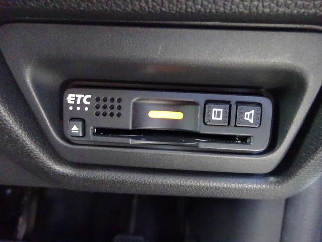 ステップワゴンスパーダ スパーダハイブリッド　Ｇ・ＥＸ　ホンダセンシング　ホンダセンシング　純正１１．４インチナビ　フルセグＴＶ　後席フリップダウンモニター　両側パワースライドドア　アラウンドビューモニター　ドライブレコーダー　ＥＴＣ　Ｂｌｕｅｔｏｏｔｈ　ＤＩＳＣ　ＵＳＢ（26枚目）