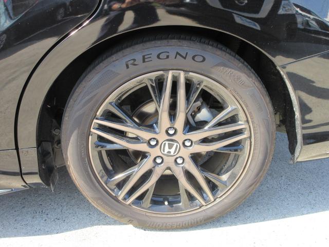 オデッセイハイブリッド e:HEVアブソルート・EX ホンダセンシング レザーシート 純正10インチナビ フルセグTV 後席フリップダウンモニター 全周囲カメラ パワーバックドア 両側パワースライドドア ドラレコ ETC シートヒーター パワーシート(10枚目)