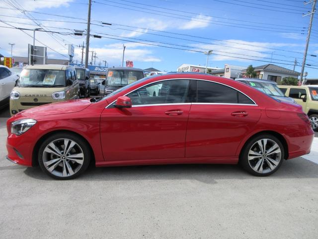 ＣＬＡクラス ＣＬＡ２２０　４マチック　４ＷＤ　プレミアムパッケージ　パノラミックスライディングルーフ　レザーシート　純正８型ナビ　フルセグＴＶ　バックカメラ　ハーマンカードンサウンド　クルーズコントロール　パドルシフト　ドラレコ　ＥＴＣ（14枚目）