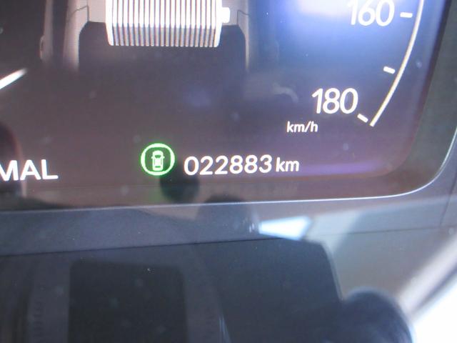 シビック e:HEV ホンダセンシング 純正9インチナビ フルセグTV バックカメラ BOSEサウンド アダプティブクルーズコントロール パドルシフト ハーフレザーシート シートヒーター パワーシート LEDヘッドライト(21枚目)