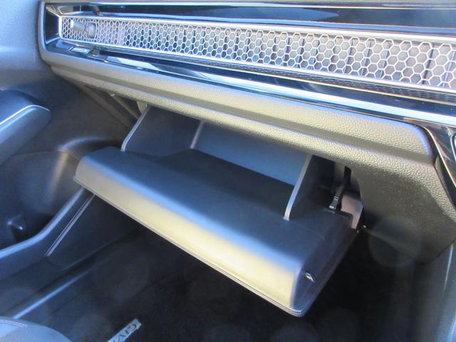 シビック e:HEV ホンダセンシング 純正9インチナビ フルセグTV バックカメラ BOSEサウンド アダプティブクルーズコントロール パドルシフト ハーフレザーシート シートヒーター パワーシート LEDヘッドライト(25枚目)